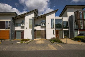 Exquisite three bedroom house